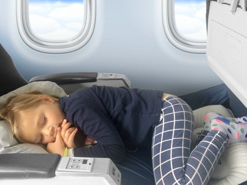 Fly LegsUp Review: So Kids can sleep on a plane