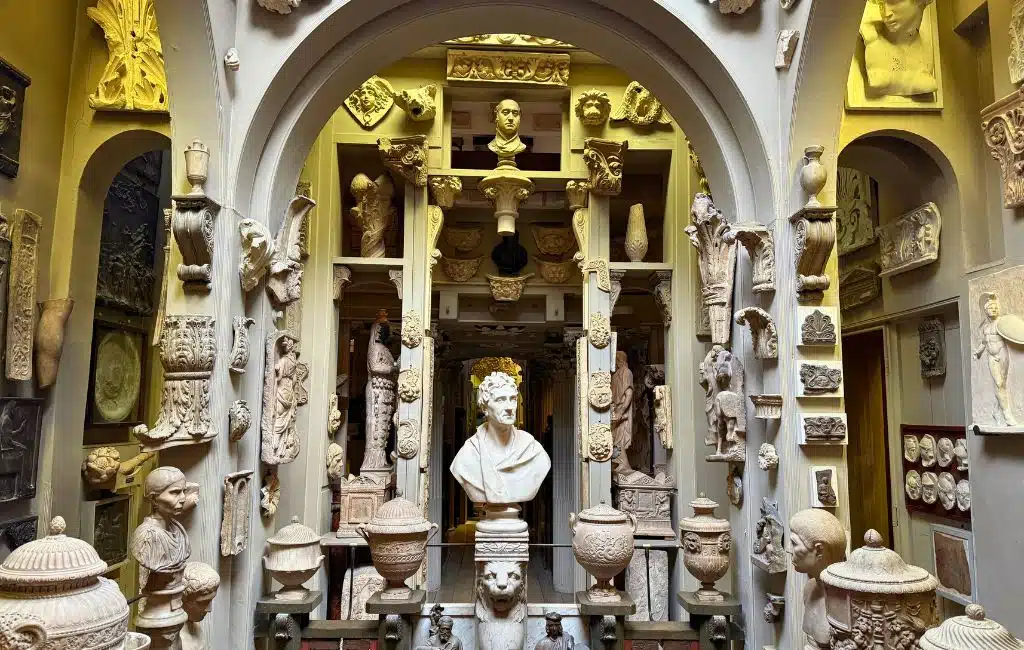 One of London's most unusual museums is the Sir John Soane's Museum 