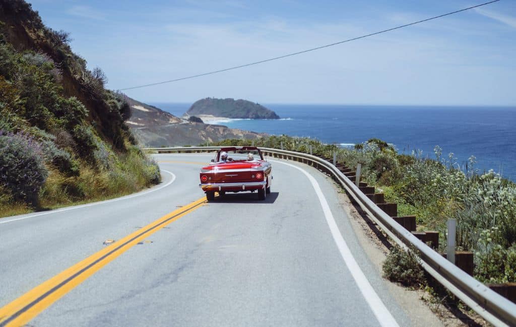 How to prepare your car for a road trip. Depositphotos.com