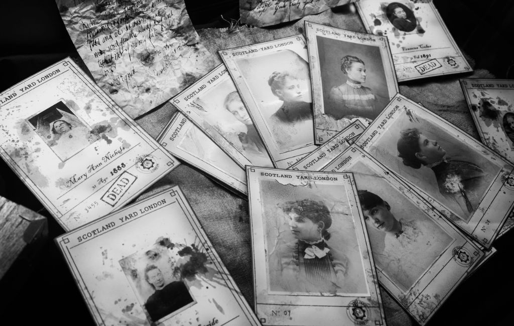 Jack the Ripper Walking Tour. Cards showing women killed by Jack the Ripper: Depositphotos.com