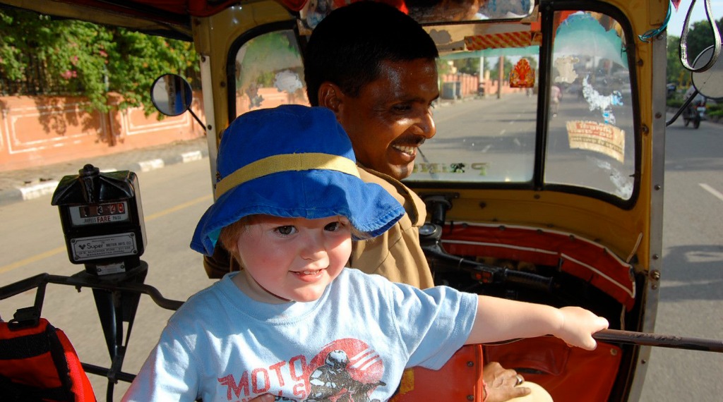 Best way to travel around India with Kids
